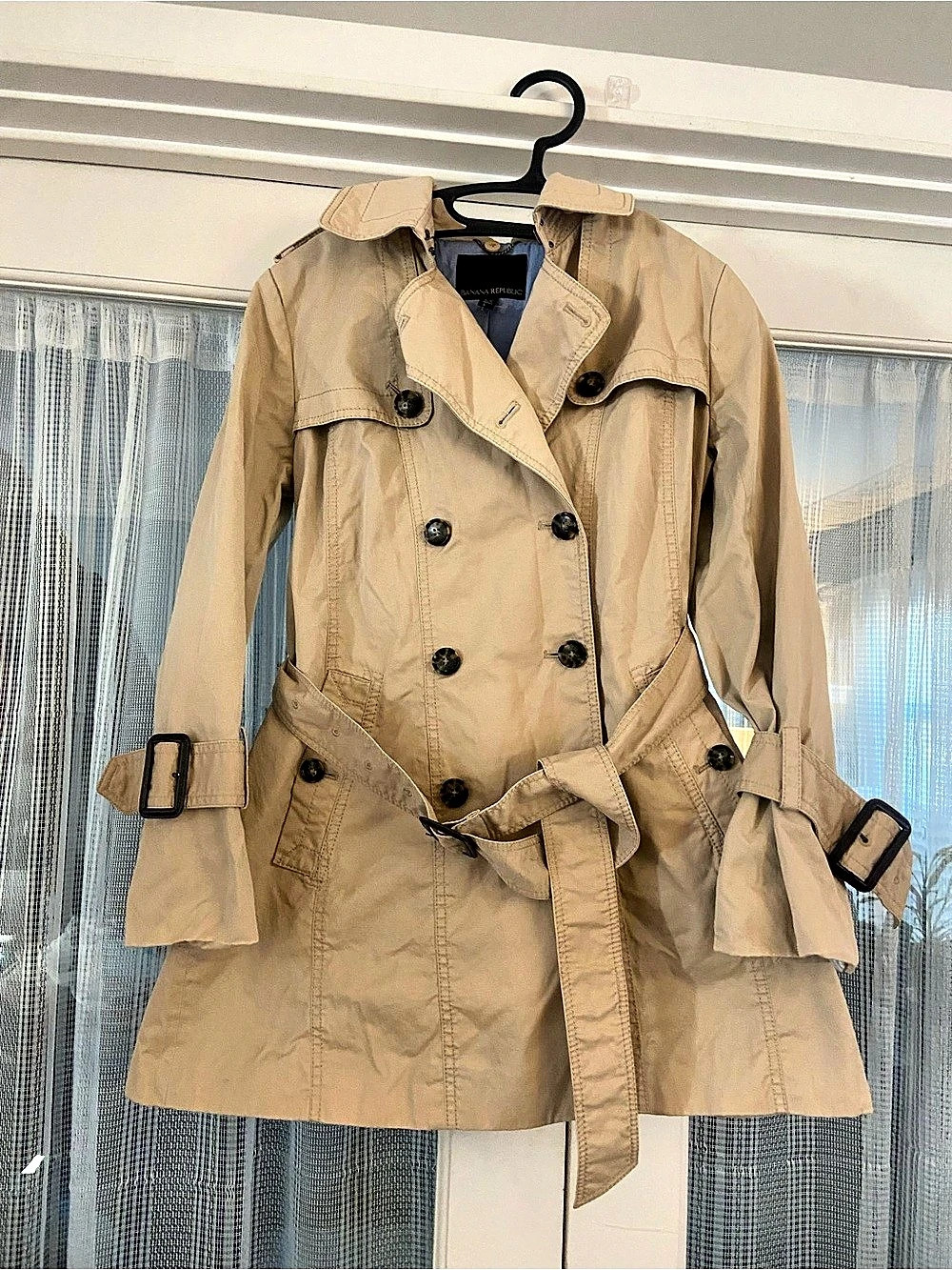Banana Republic Classic Double-Breasted Belted Trench Coat tan XS